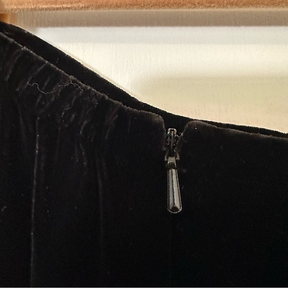 Eileen Fisher Silk Blend Velvet A Line Skirt Womens Large Black - Picture 4 of 8